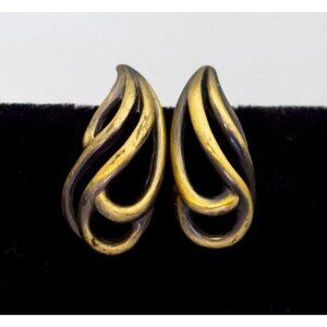 Vintage Flame Abstract Gold Tone Candlelight Stud Earrings - CR1